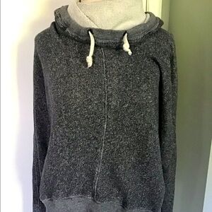 ⛄️ TNA hooded soft, cozy loose cowl-neck sweatshirt